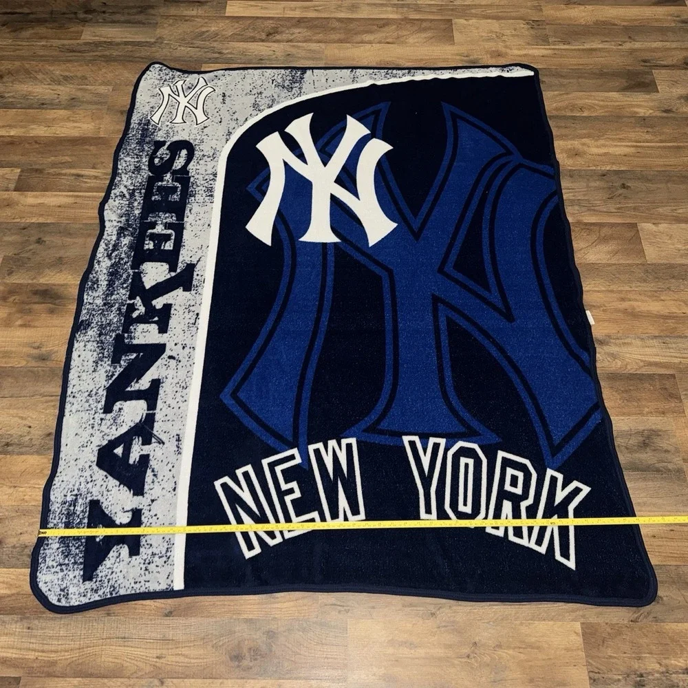 New York Yankees Micro Raschel Throw Blanket 59